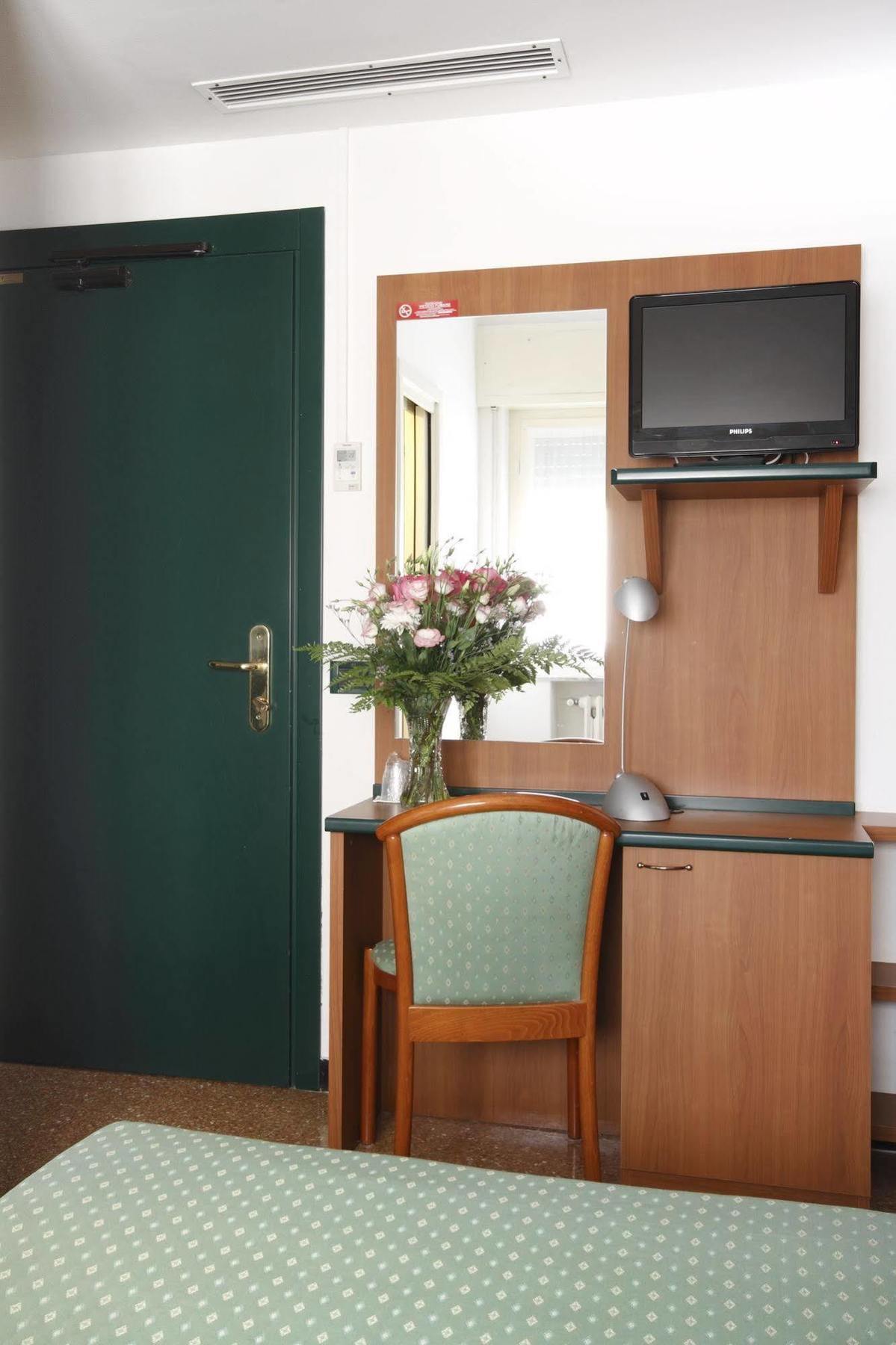Albergo Adriana Celle Ligure Exterior foto